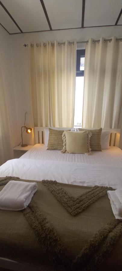 Bir High Hotel Eksteriør billede