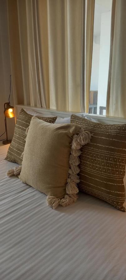 Bir High Hotel Eksteriør billede