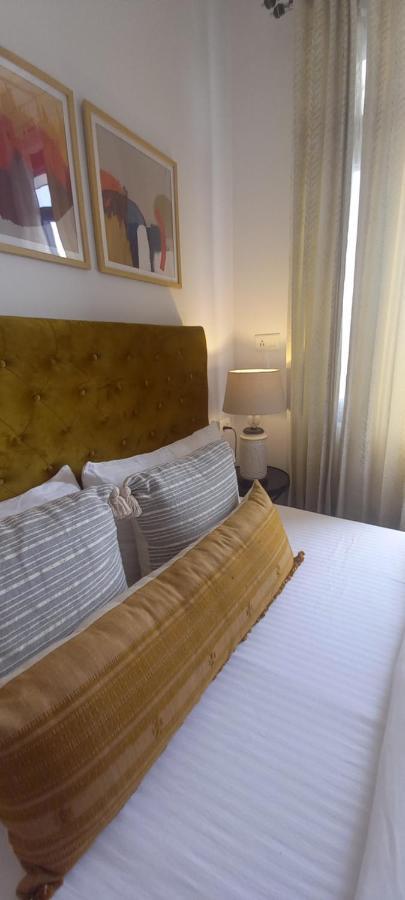 Bir High Hotel Eksteriør billede
