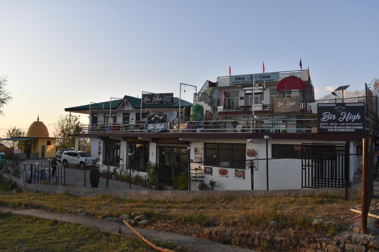 Bir High Hotel Eksteriør billede